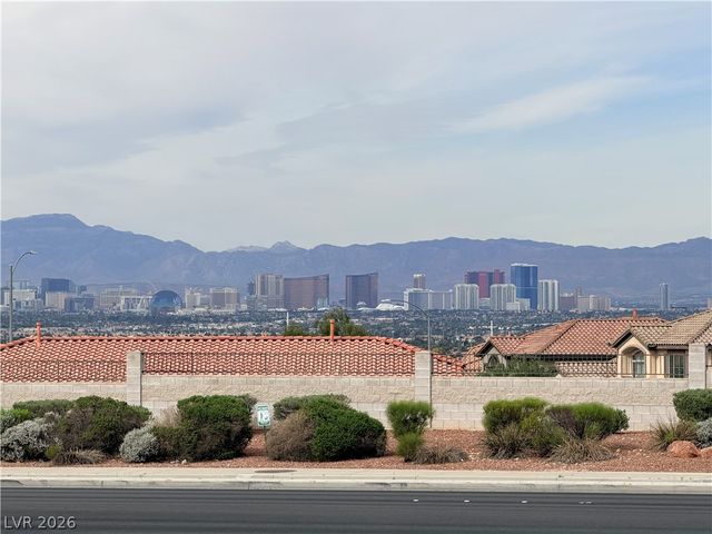 6881 Mountridge Drive, Las Vegas, NV 89110