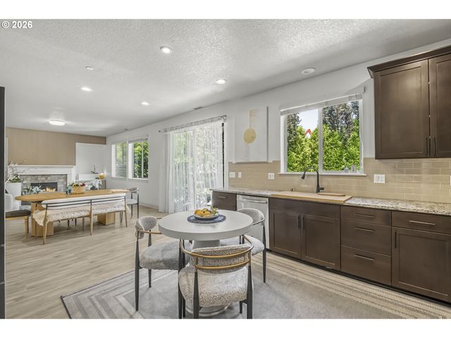 1424 Nw GOODWIN St, Camas, WA 98607