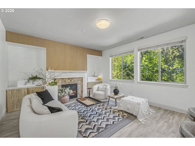 1424 Nw GOODWIN St, Camas, WA 98607