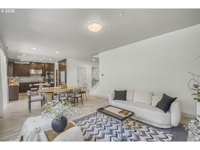 1424 Nw GOODWIN St, Camas, WA 98607