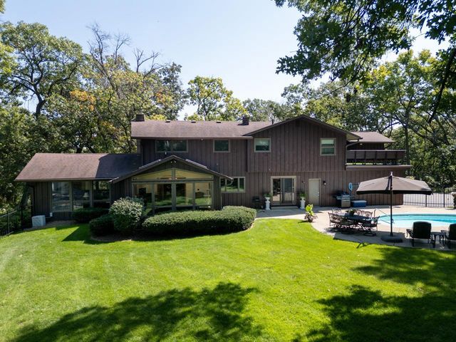 2329 Summit Drive, Janesville, WI 53548