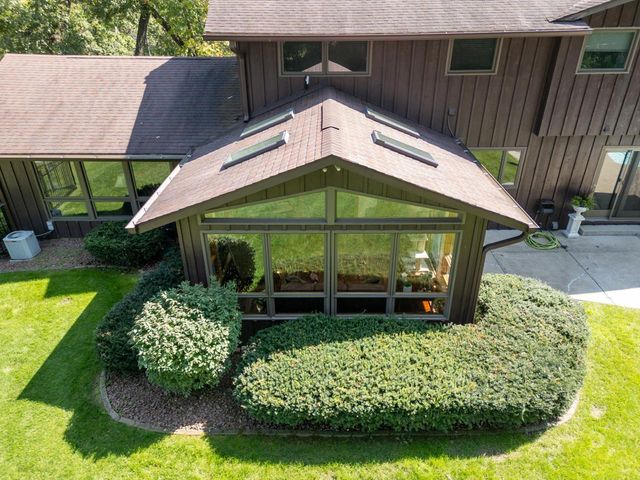 2329 Summit Drive, Janesville, WI 53548