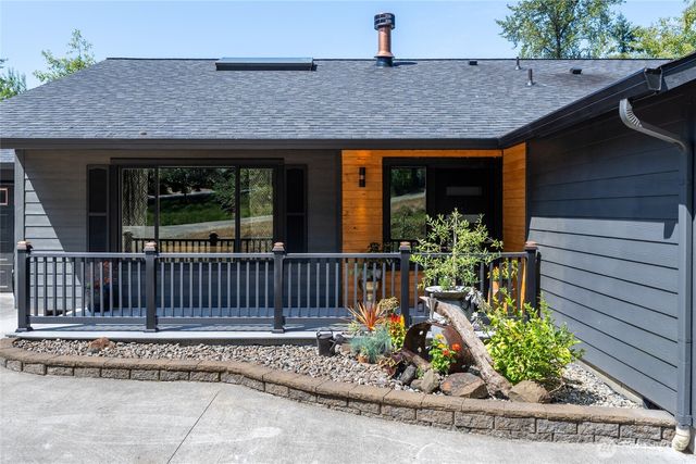 198 Star Road, Kalama, WA 98625