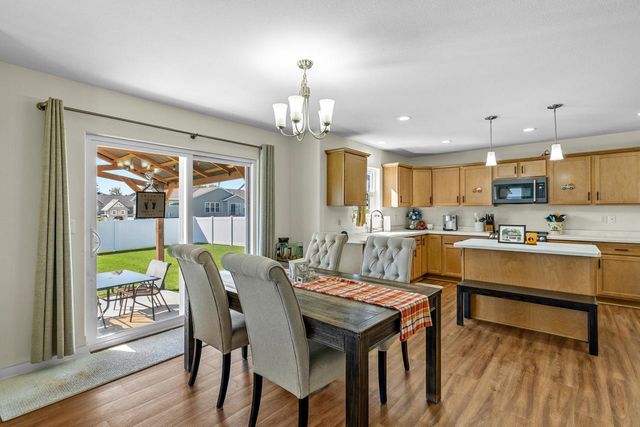 1421 Beacon DRIVE, Watertown, WI 53098