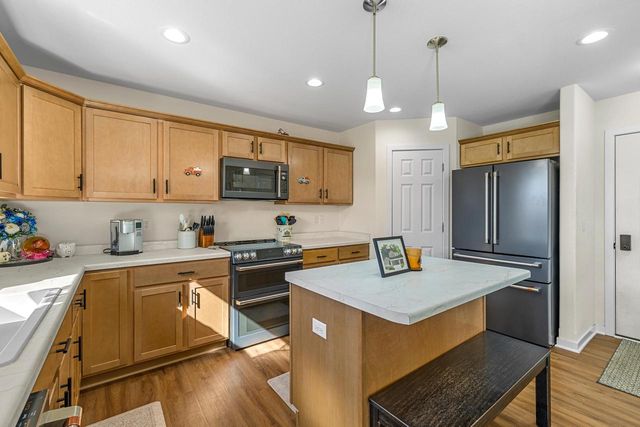 1421 Beacon DRIVE, Watertown, WI 53098
