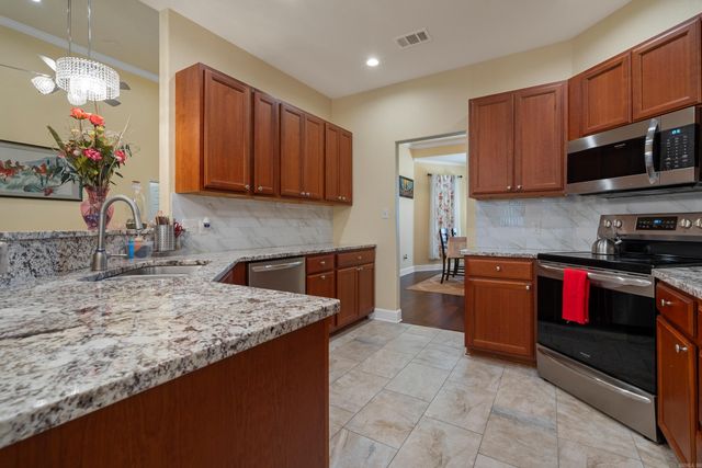 125 Coneflower Court, Hot Springs, AR 71901