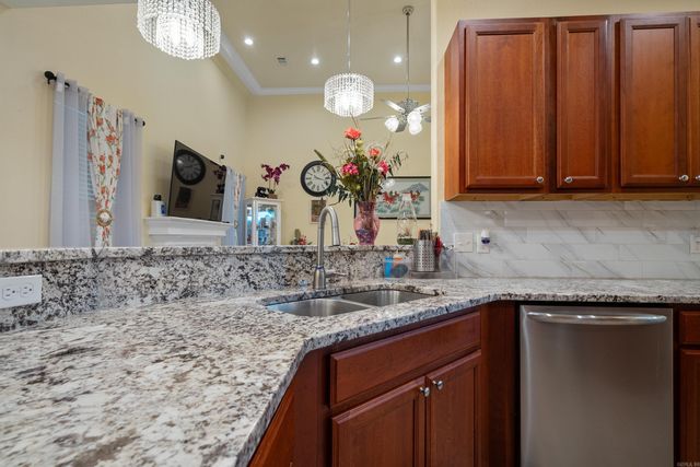 125 Coneflower Court, Hot Springs, AR 71901