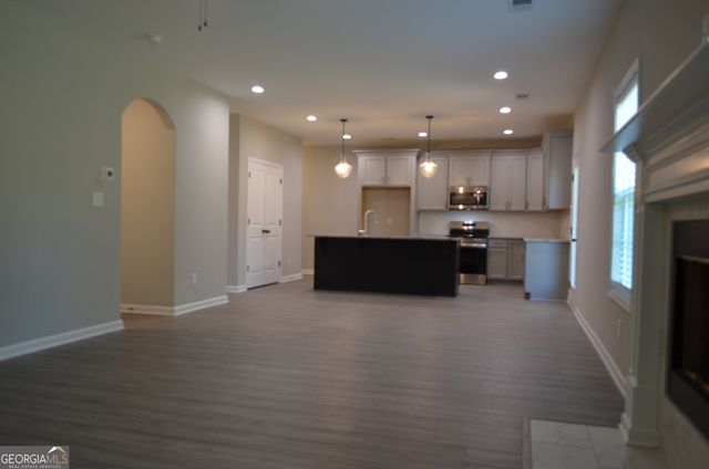4351 Cornwall Drive, Forsyth, GA 31029
