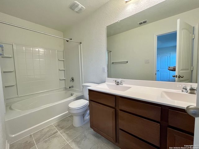 8405 AMISTAD CV, Converse, TX 78109