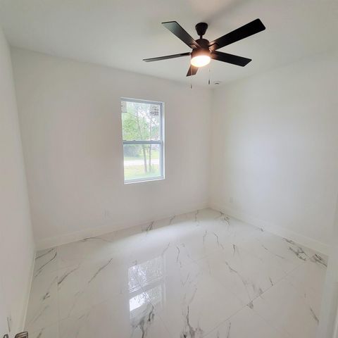 3845 NW 27th Avenue, Okeechobee, FL 34972