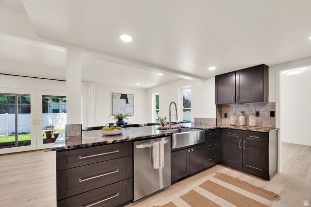 9709 S CAMBERLEY CIR, Sandy, UT 84092