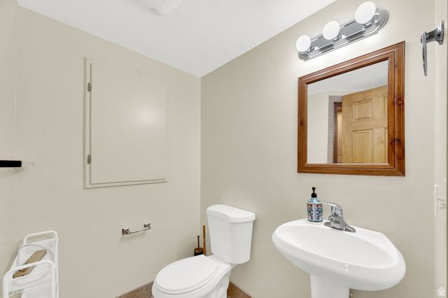 9709 S CAMBERLEY CIR, Sandy, UT 84092