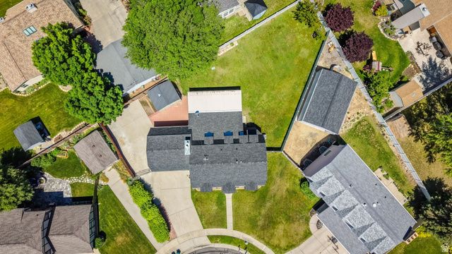 9709 S CAMBERLEY CIR, Sandy, UT 84092