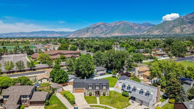 9709 S CAMBERLEY CIR, Sandy, UT 84092