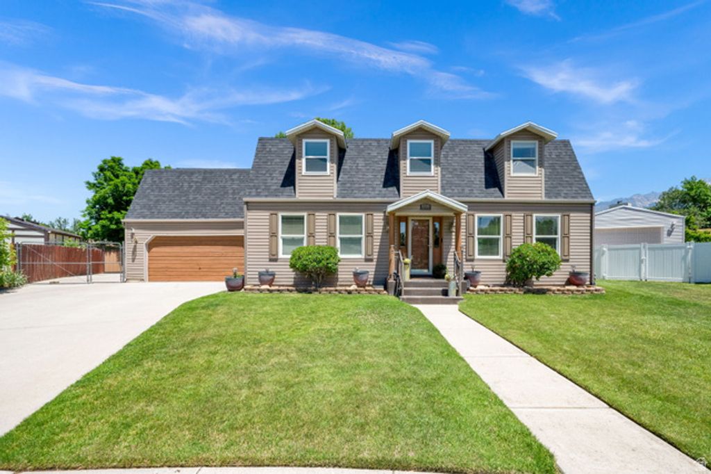 9709 S CAMBERLEY CIR, Sandy, UT 84092