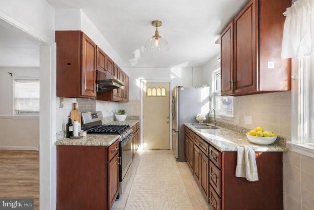 3037 WINDISH ST, Philadelphia, PA 19152