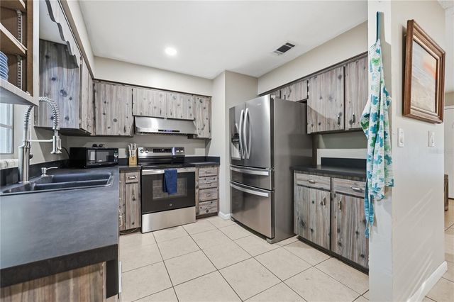 4735 NW 28TH TERRACE, Gainesville, FL 32605