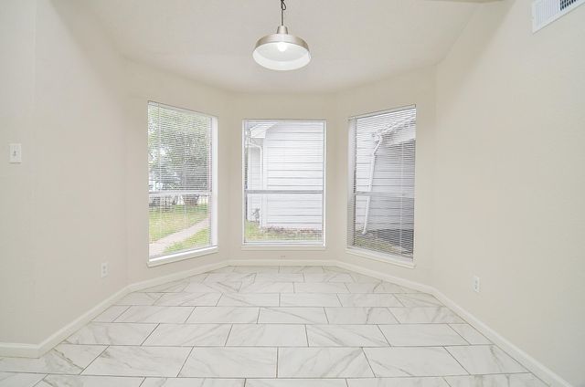 11818 Spring Grove Dr, Houston, TX 77099