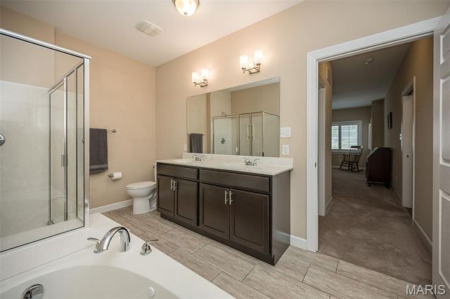 746 Windberry Court, Kirkwood, MO 63122