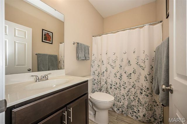 746 Windberry Court, Kirkwood, MO 63122