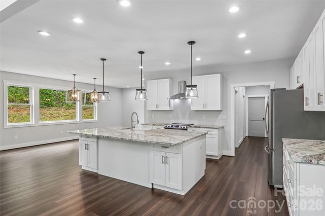 157 Allen Drive, Fletcher, NC 28732
