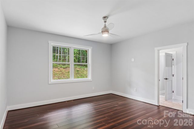 157 Allen Drive, Fletcher, NC 28732