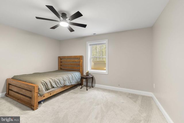 11522 LIGHT LN, Spotsylvania, VA 22551