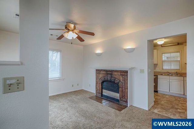 390 McNary Av NW, Salem, OR 97304