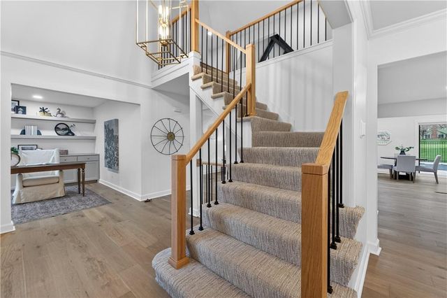 12815 Pembroke Circle, Leawood, KS 66209