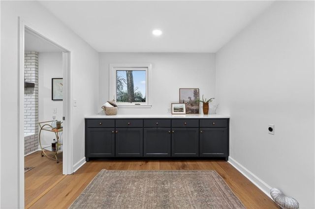 12815 Pembroke Circle, Leawood, KS 66209
