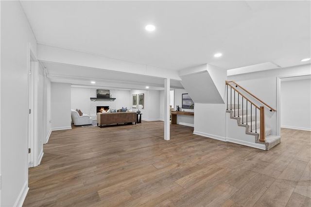12815 Pembroke Circle, Leawood, KS 66209