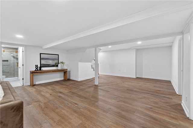 12815 Pembroke Circle, Leawood, KS 66209