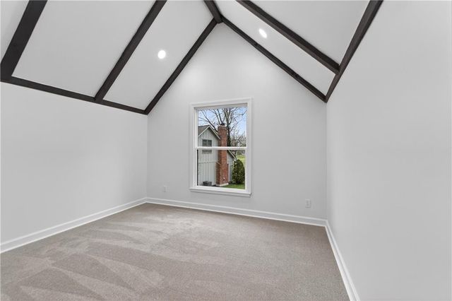 12815 Pembroke Circle, Leawood, KS 66209