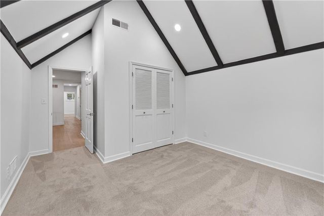 12815 Pembroke Circle, Leawood, KS 66209