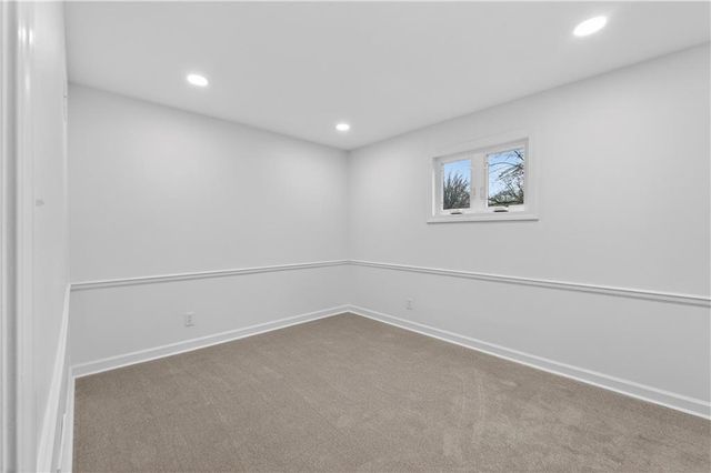 12815 Pembroke Circle, Leawood, KS 66209