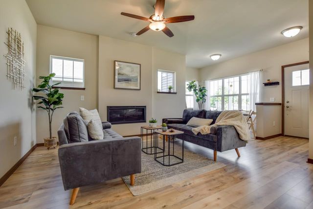 4306 Goldeneye Gateway Drive, Middleton, WI 53562