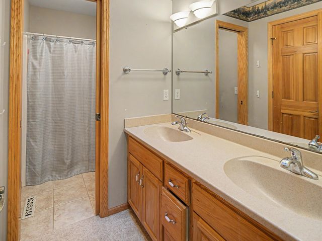 3107 Darcy Drive NE, Rochester, MN 55906