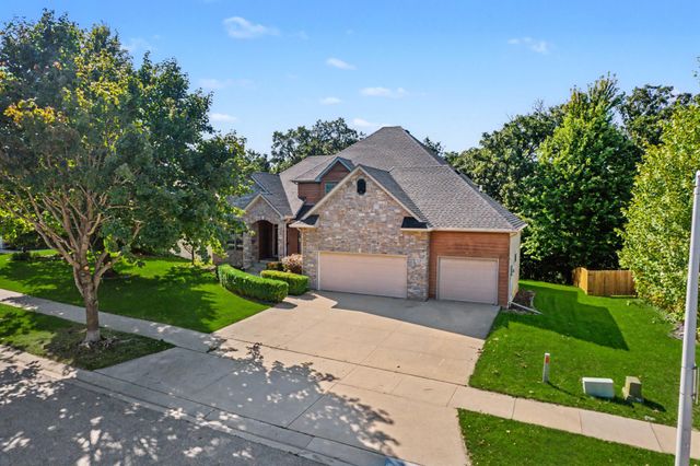 3107 Darcy Drive NE, Rochester, MN 55906