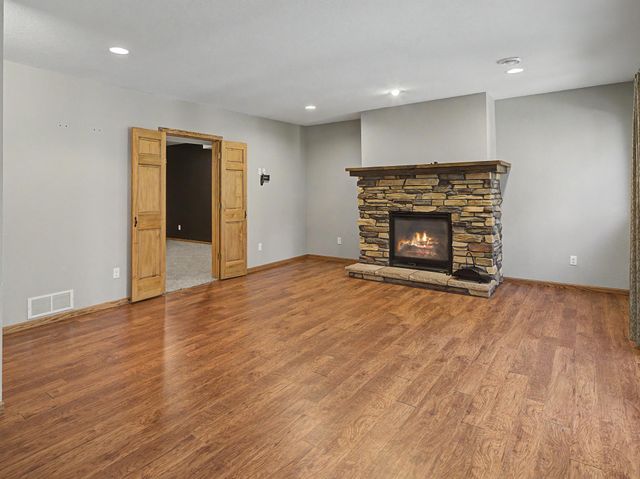 3107 Darcy Drive NE, Rochester, MN 55906