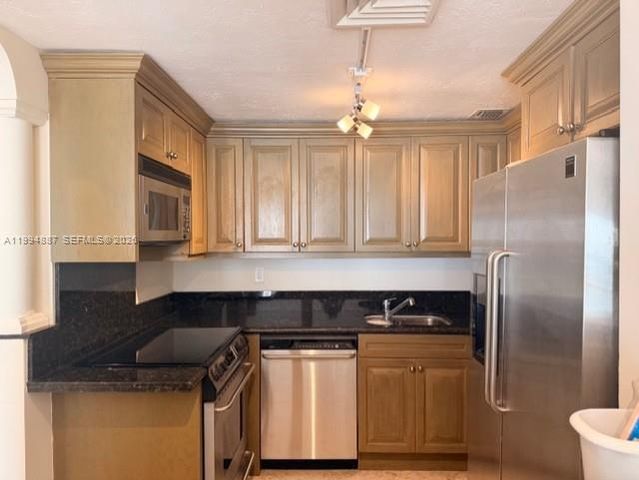 2451 Brickell Avenue PHF, Miami, FL 33129