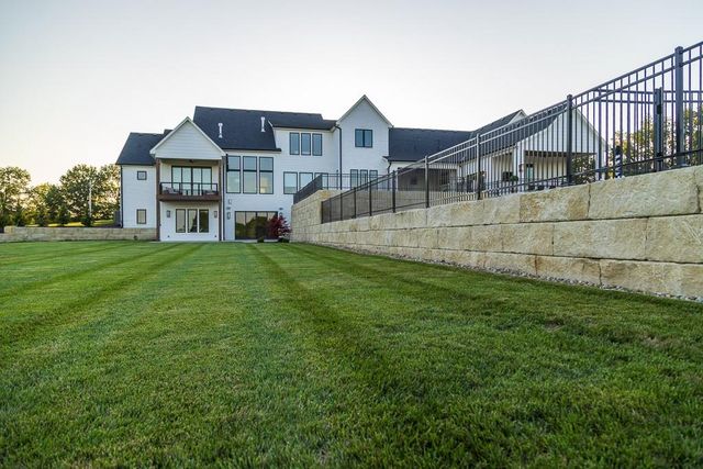 16223 701 County Road NW, Archie, MO 64725