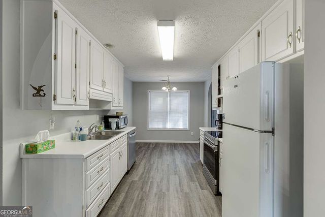 1590 Piney Grove Road, Loganville, GA 30052