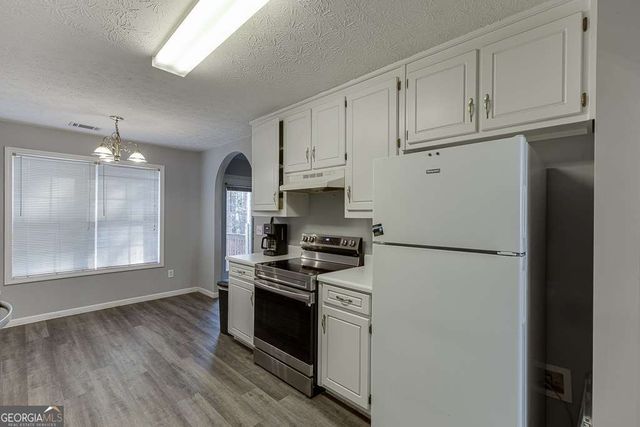 1590 Piney Grove Road, Loganville, GA 30052