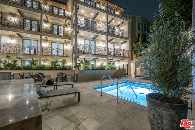 1825 Pandora Avenue 102, Los Angeles, CA 90025