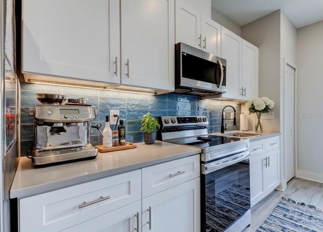 5110 PRESTON AVENUE S, Gulfport, FL 33707