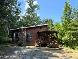 438 Country Square Rd, Newport, TN 37821