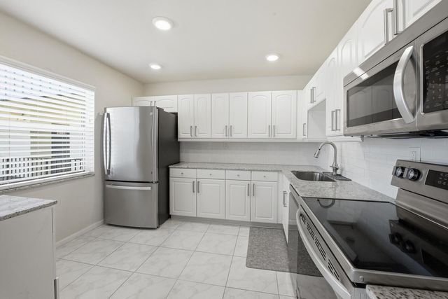 563 Piedmont L, Delray Beach, FL 33484