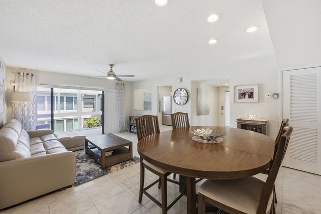 563 Piedmont L, Delray Beach, FL 33484