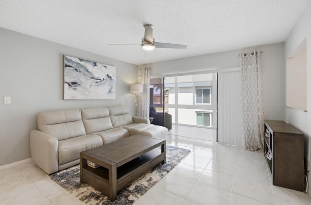 563 Piedmont L, Delray Beach, FL 33484