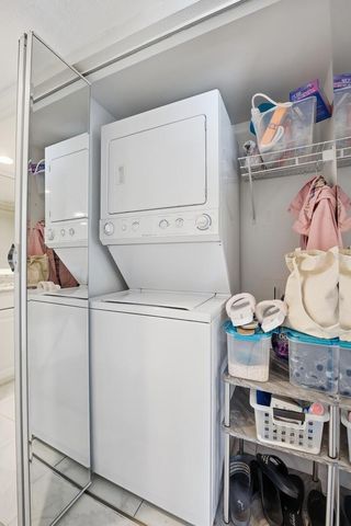 563 Piedmont L, Delray Beach, FL 33484